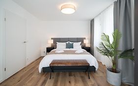 Neues 2 Schlafzimmer Apartment mit RooftopTerrace